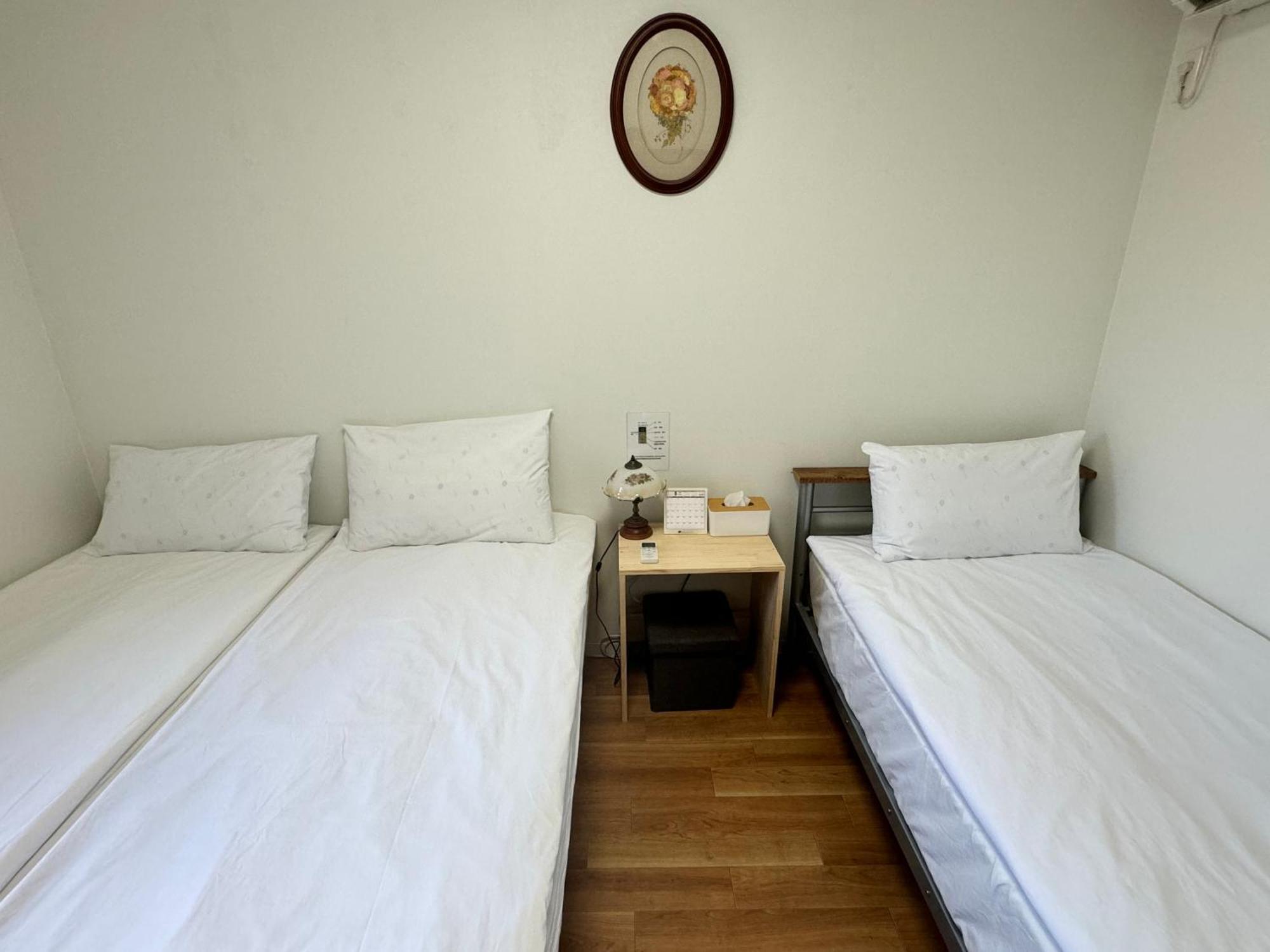 Waraku No2,Guesthouse Near Kix Идзумисано Экстерьер фото